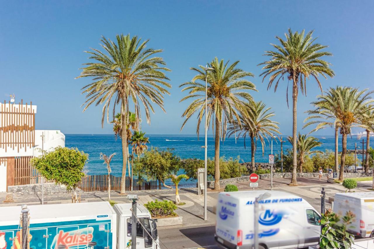Front Of A Beach Aircon Las Americas Costa Adeje Playa de las Americas  Esterno foto