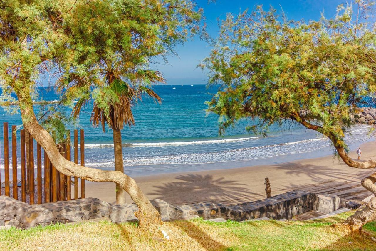 Front Of A Beach Aircon Las Americas Costa Adeje Playa de las Americas  Esterno foto